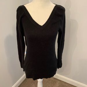 black v neck sweater